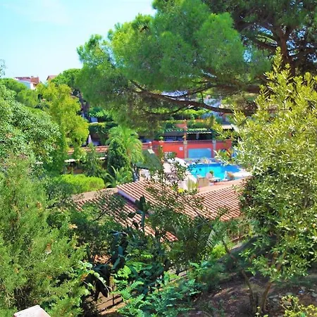 V&v Lloret-villa Suecia: Mountain View Casita With Air Conditioning Lloret de Mar