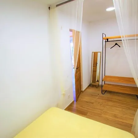 Holiday home V&v Lloret-villa Suecia: Mountain View Casita With Air Conditioning Lloret de Mar