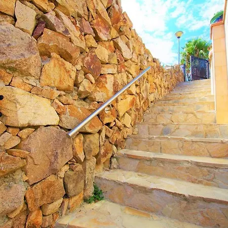 V&v Lloret-villa Suecia: Mountain View Casita With Air Conditioning Holiday home *